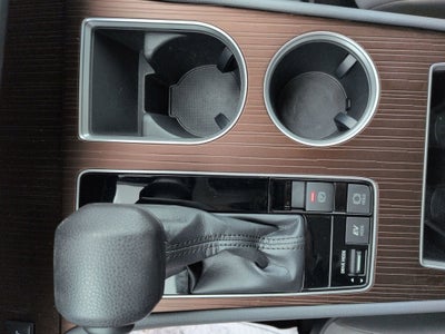 2023 Toyota Sienna LE