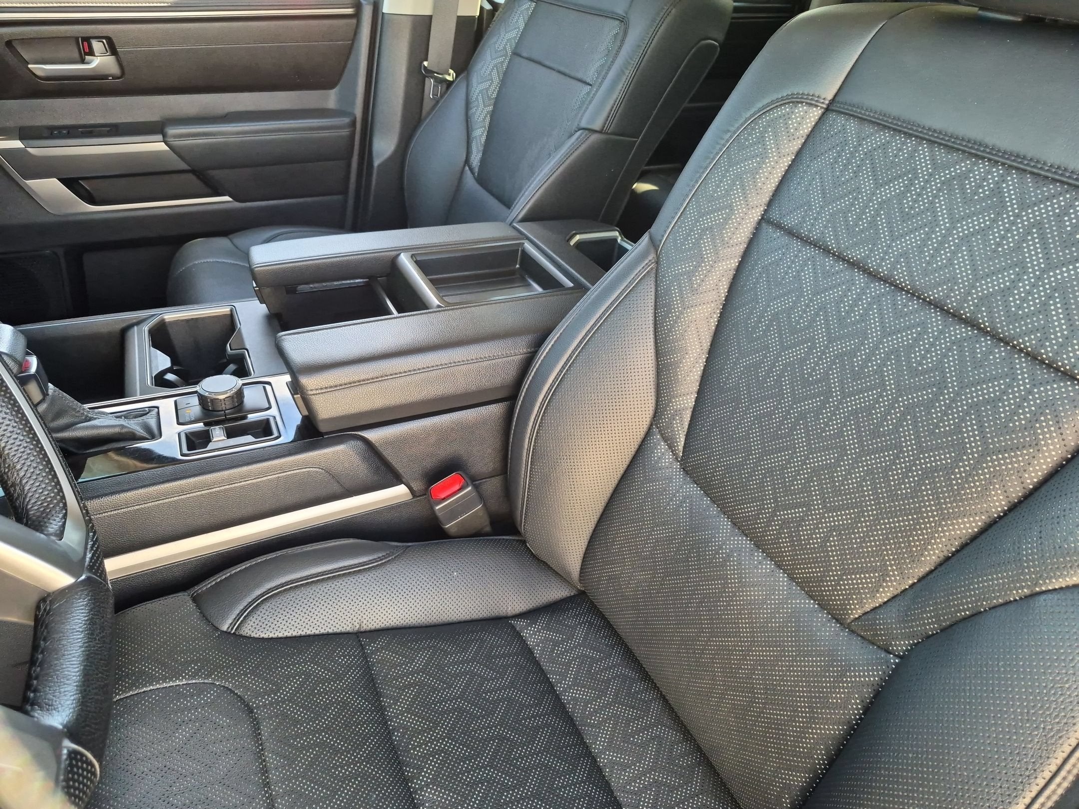 2023 Toyota Tundra 4WD SR5