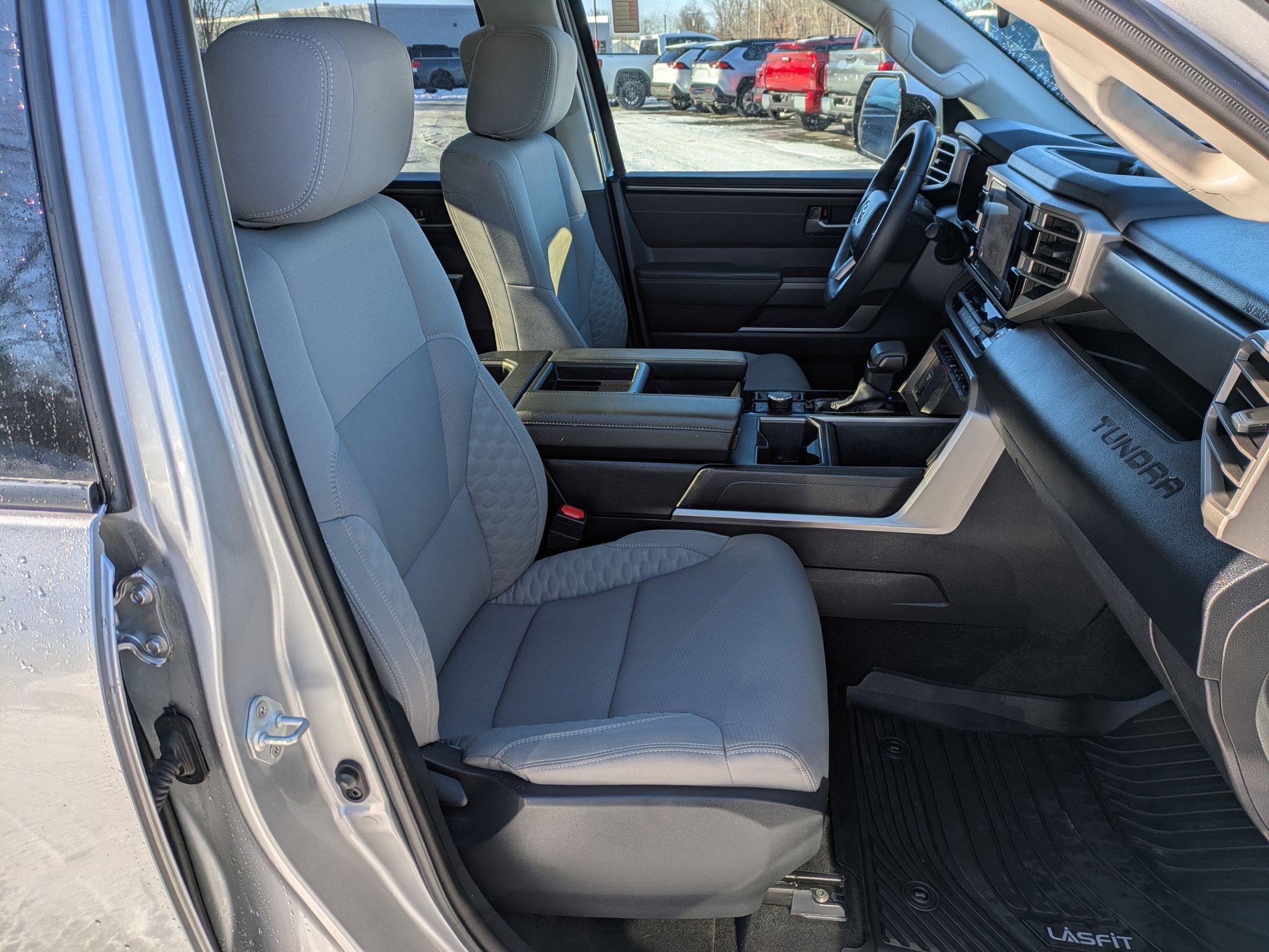 2023 Toyota Tundra 4WD SR5