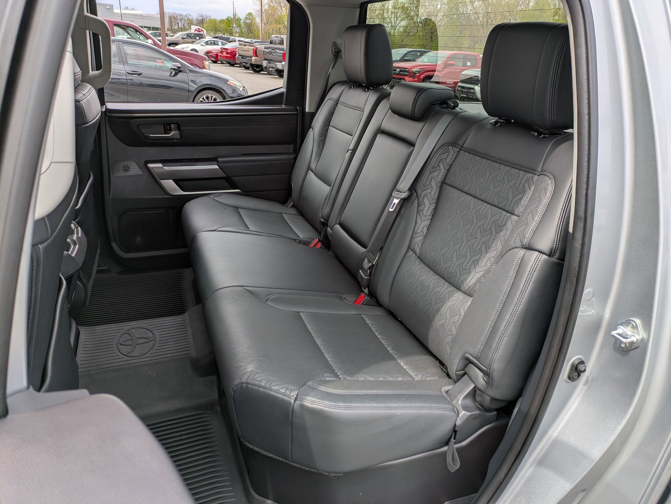 2023 Toyota Tundra 4WD SR5