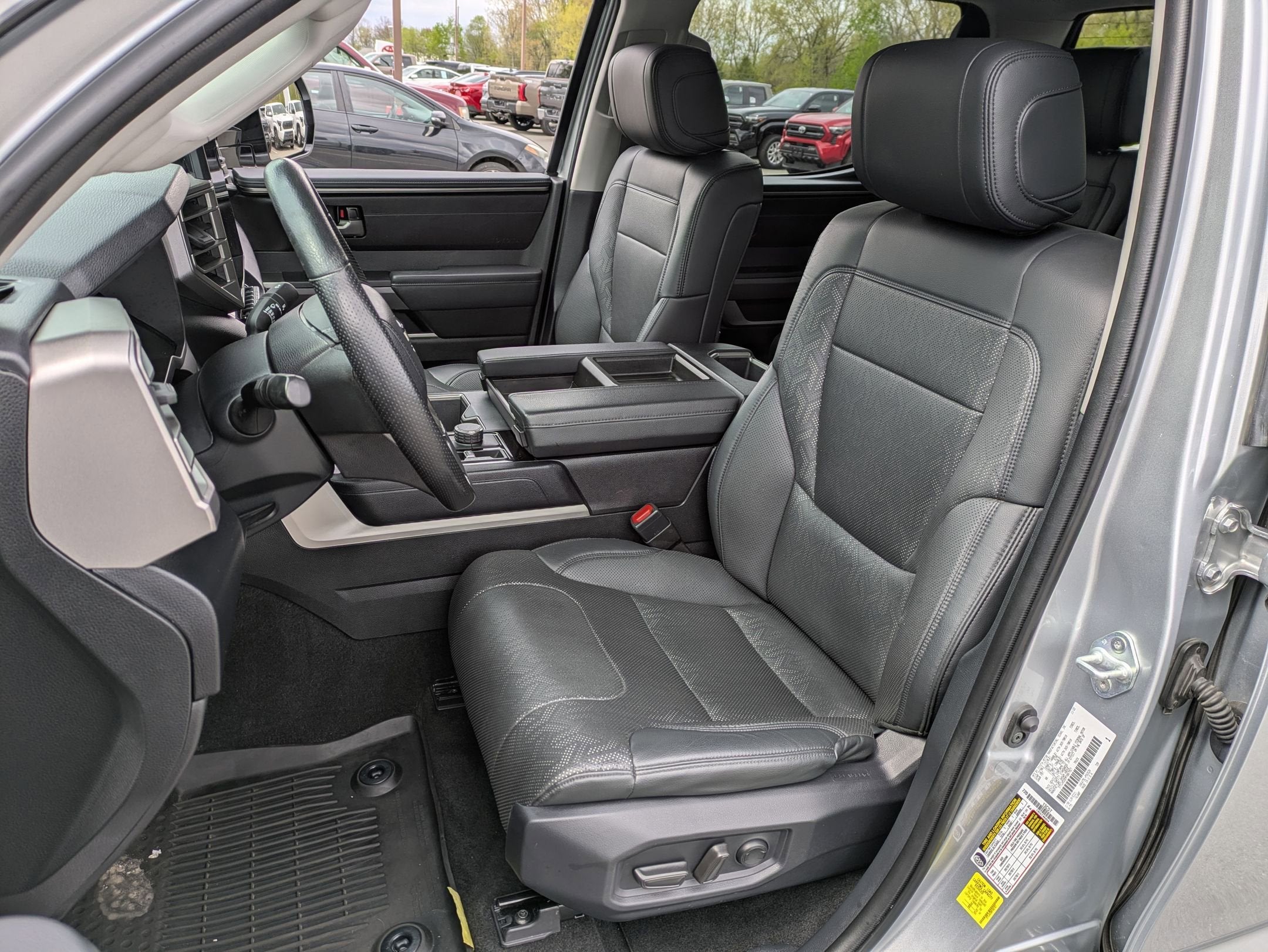2023 Toyota Tundra 4WD SR5