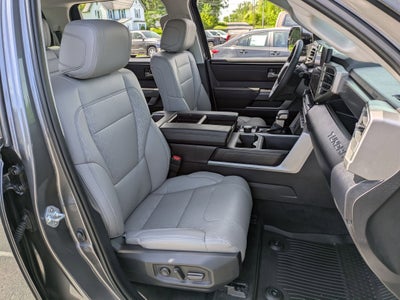 2024 Toyota Tundra 4WD SR5