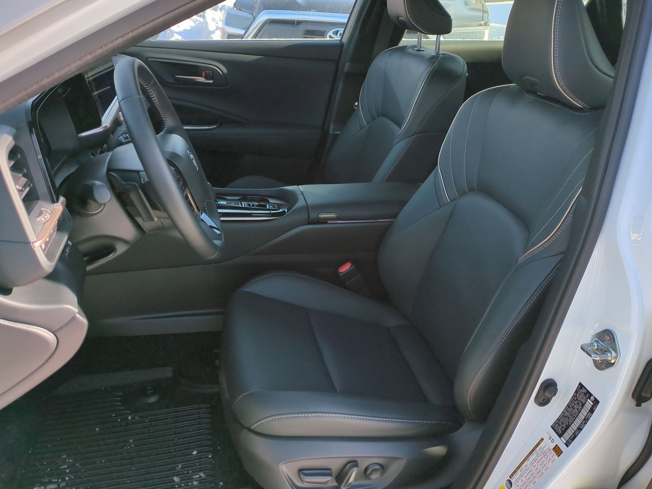 2025 Toyota Crown Signia Base