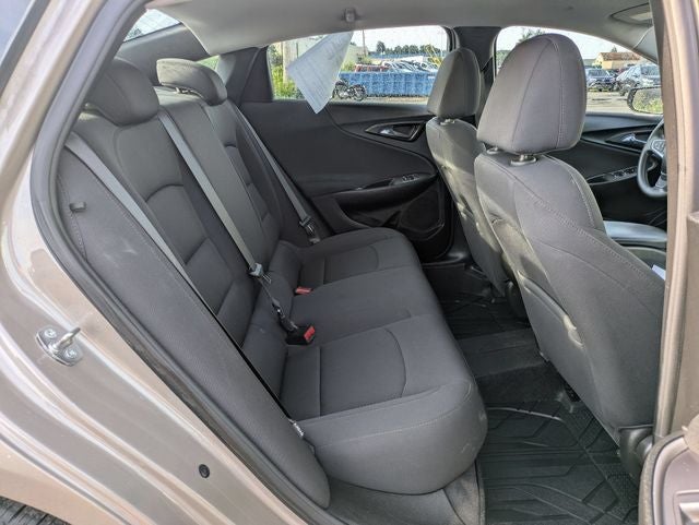 2022 Chevrolet Malibu LS 1LS