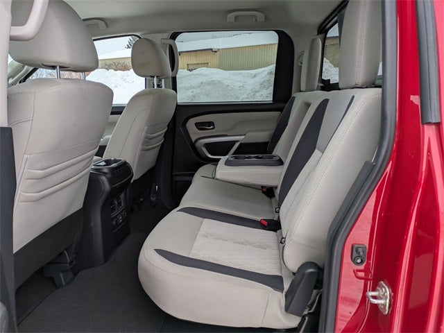 2021 Nissan Titan SV