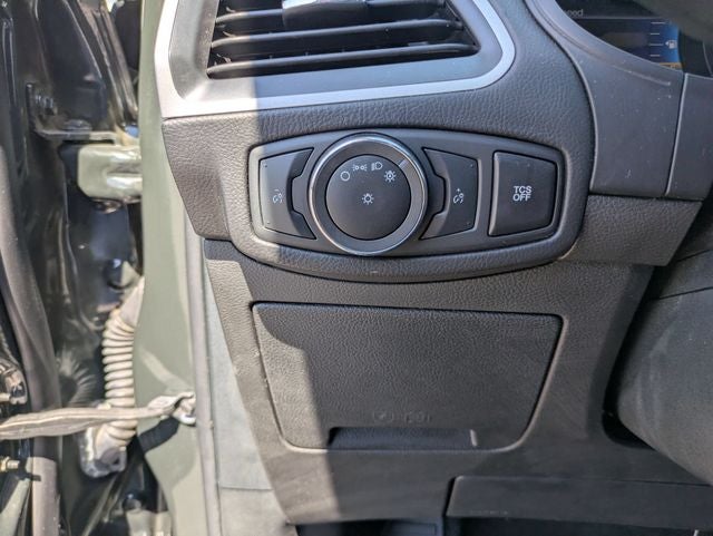 2023 Ford Edge SE