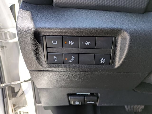 2022 Nissan Kicks S