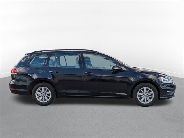 2019 Volkswagen Golf SportWagen S