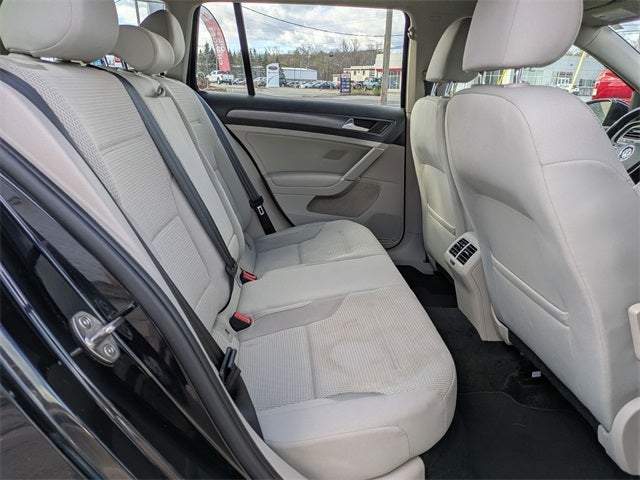 2019 Volkswagen Golf SportWagen S