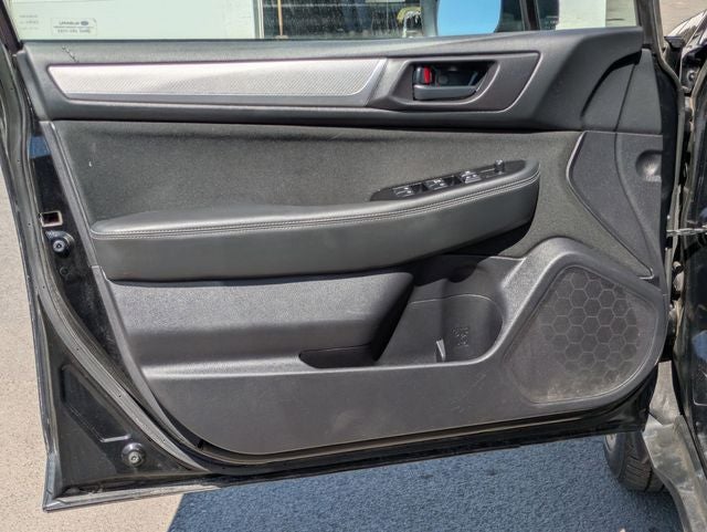 2019 Subaru Outback 2.5i