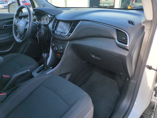 2022 Chevrolet Trax LS
