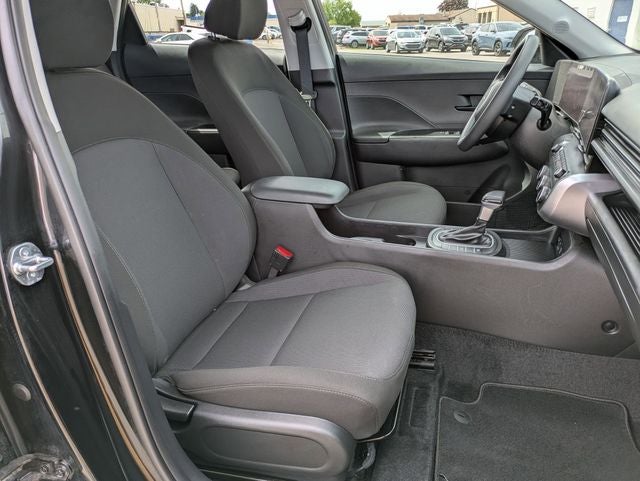 2025 Hyundai Kona SE
