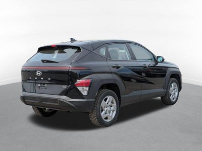 2025 Hyundai Kona SE