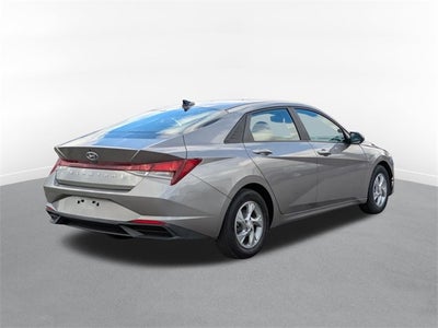 2021 Hyundai Elantra SE