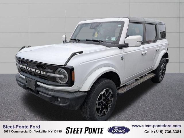 2023 Ford Bronco Base