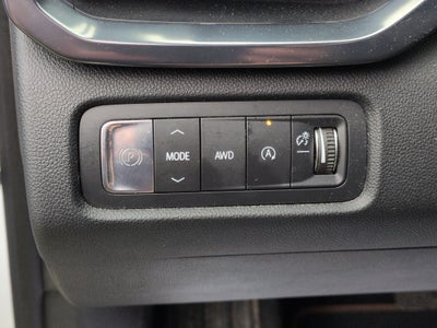 2024 GMC Acadia AT4
