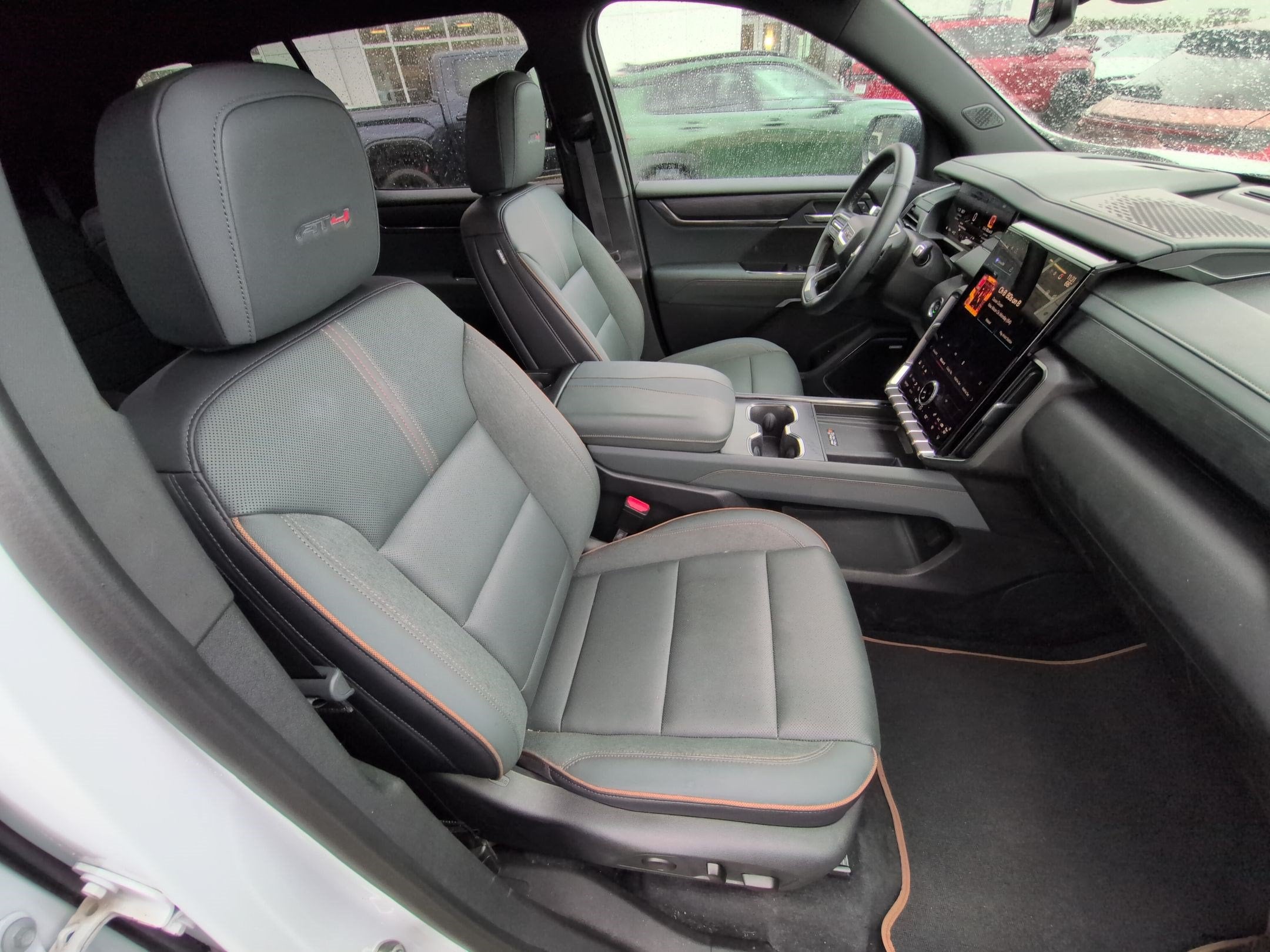 2024 GMC Acadia AT4