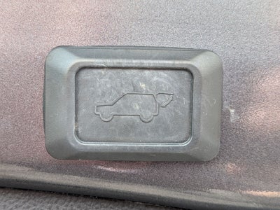 2022 Toyota RAV4 XLE Premium w/ Premium Grade Weather Pkg
