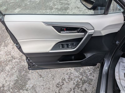 2022 Toyota RAV4 XLE Premium w/ Premium Grade Weather Pkg