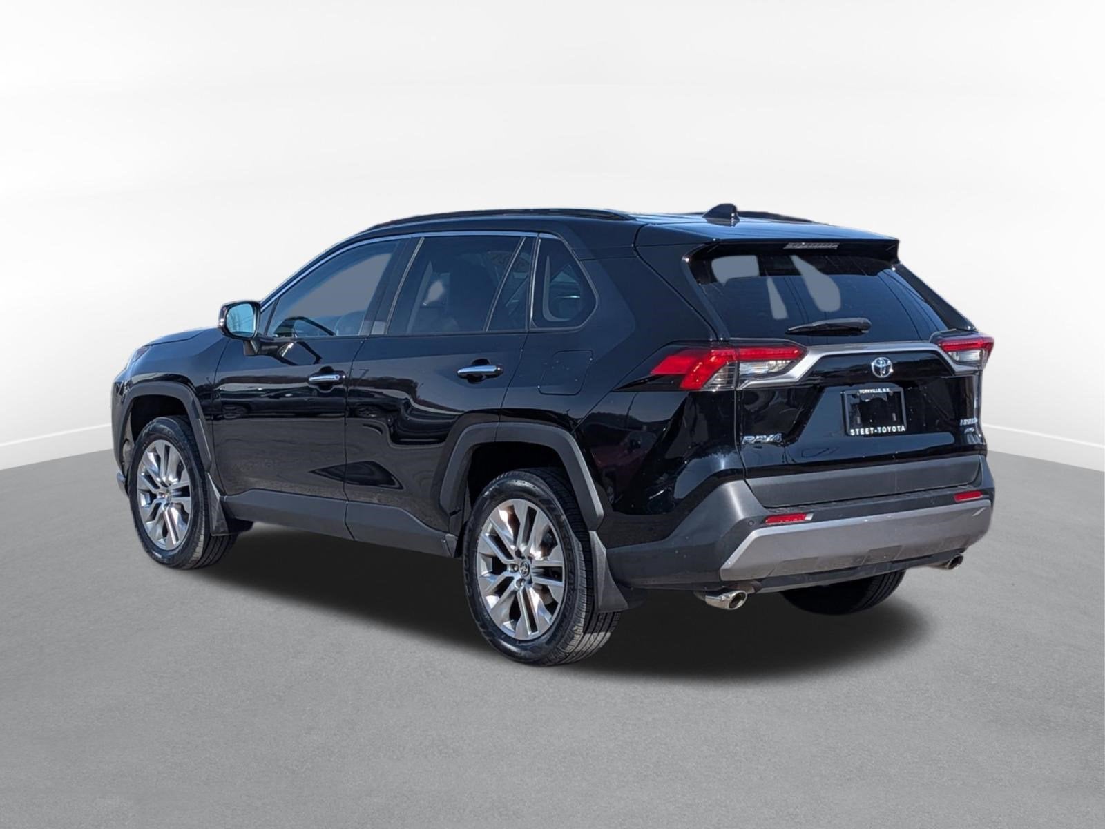 2024 Toyota RAV4 Limited w/ Advanced Tech & Cold Weather Pkg