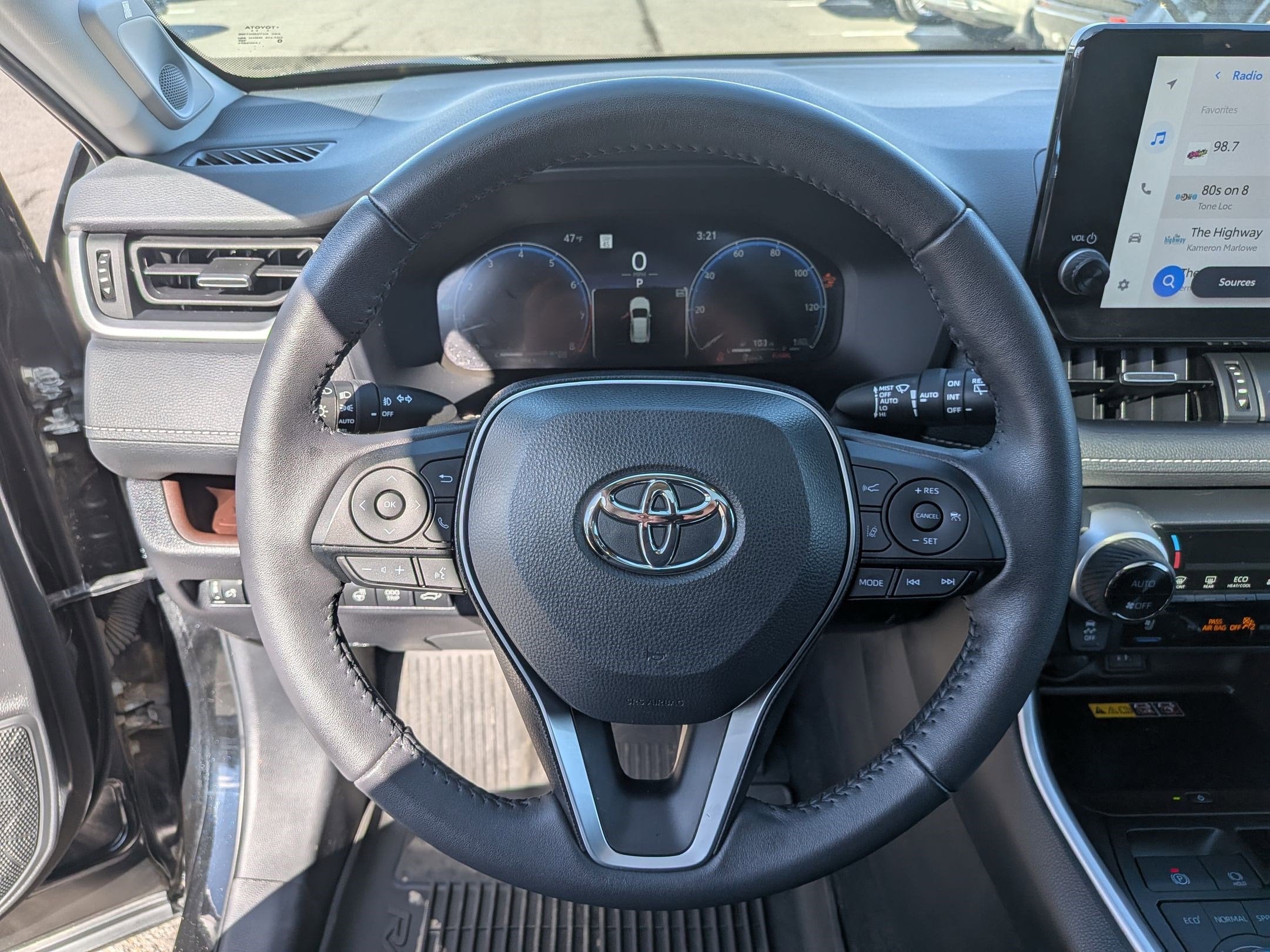 2024 Toyota RAV4 Limited w/ Advanced Tech & Cold Weather Pkg
