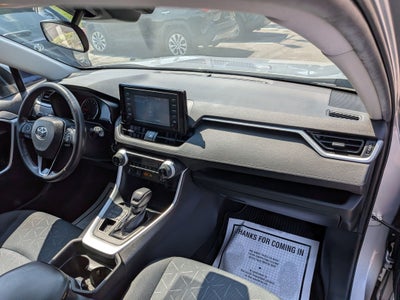 2019 Toyota RAV4 XLE w/ Convenience & Cold Weather Pkg