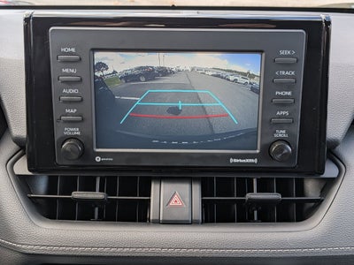 2022 Toyota RAV4 XLE w/ Convenience & Cold Weather Pkg