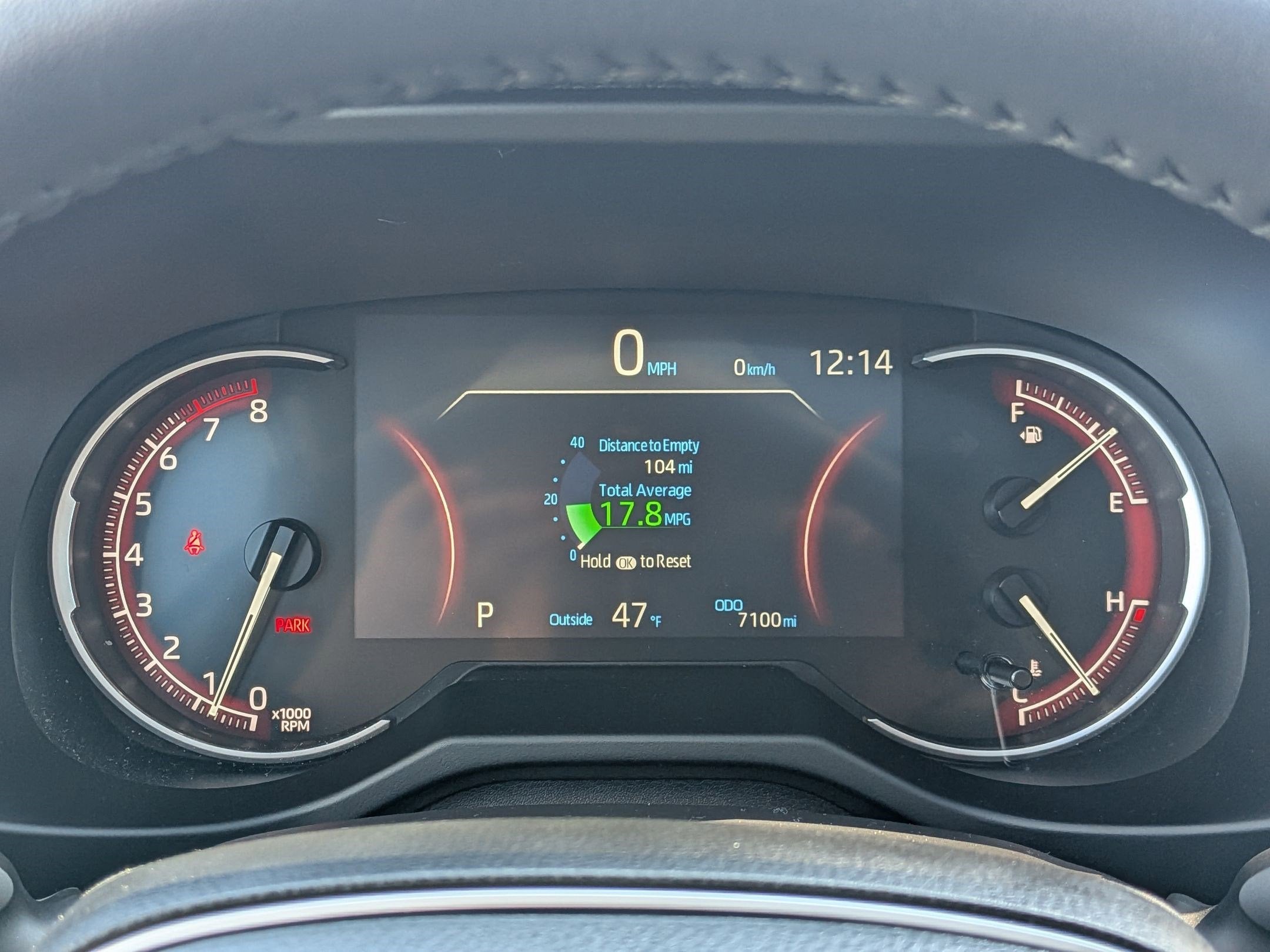 2025 Toyota RAV4 XLE w/ Convenience & Cold Weather Pkg