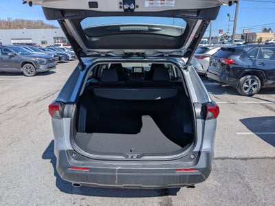 2025 Toyota RAV4 XLE w/ Convenience & Cold Weather Pkg