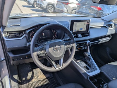 2025 Toyota RAV4 XLE w/ Convenience & Cold Weather Pkg