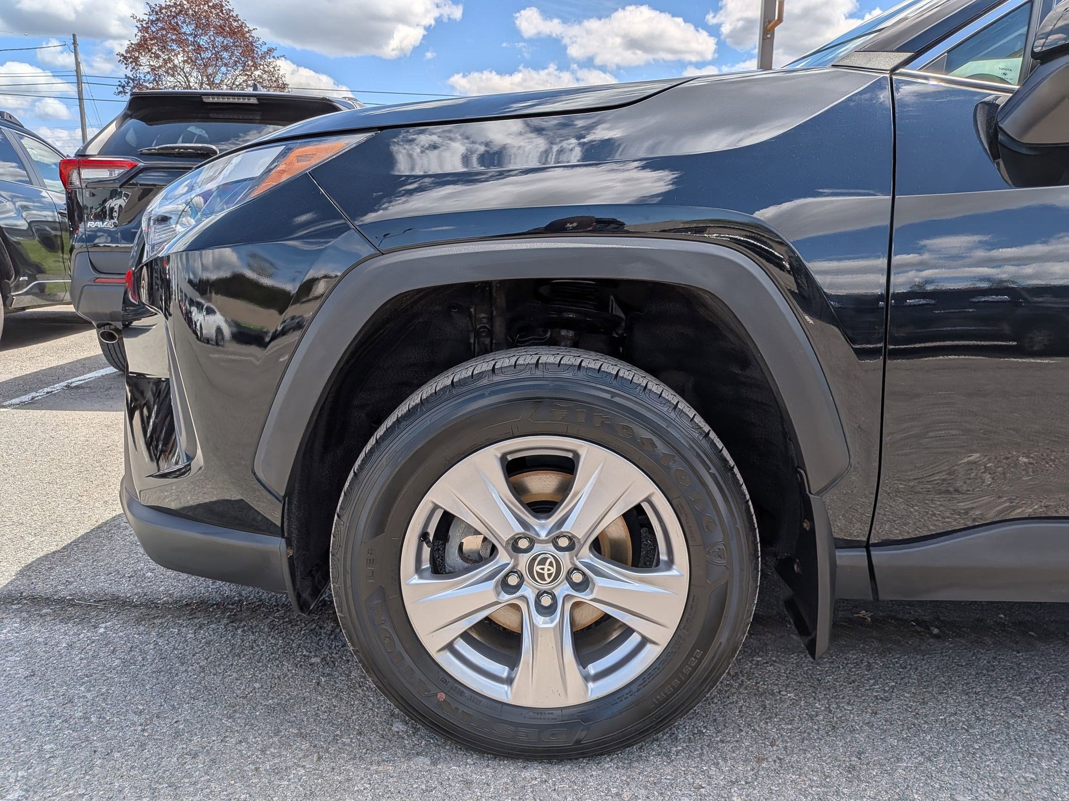 2023 Toyota RAV4 Hybrid XLE w/ Convenience & Cold Weather Pkg