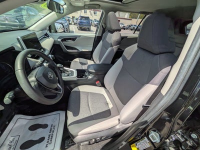 2023 Toyota RAV4 Hybrid XLE w/ Convenience & Cold Weather Pkg