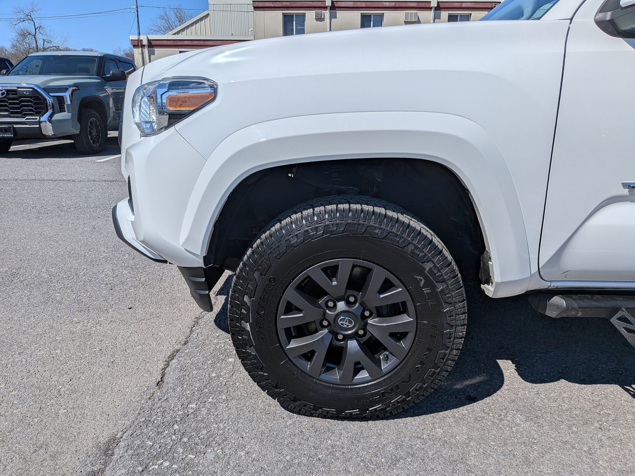 2023 Toyota Tacoma SR5 V6