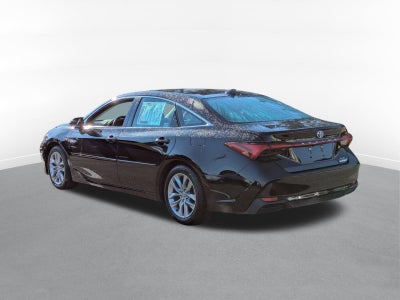2021 Toyota Avalon Hybrid XLE Plus