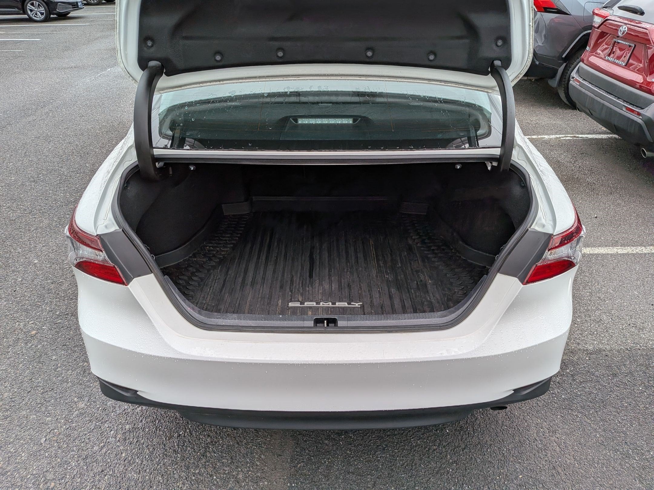2022 Toyota Camry LE AWD