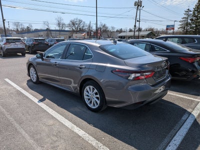 2022 Toyota Camry LE w/ Cold Weather Pkg