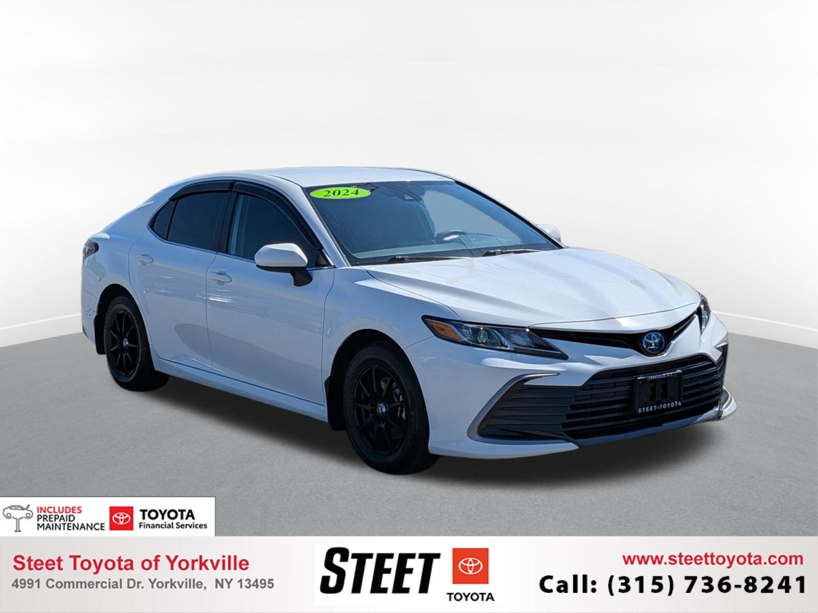 2024 Toyota Camry Hybrid LE