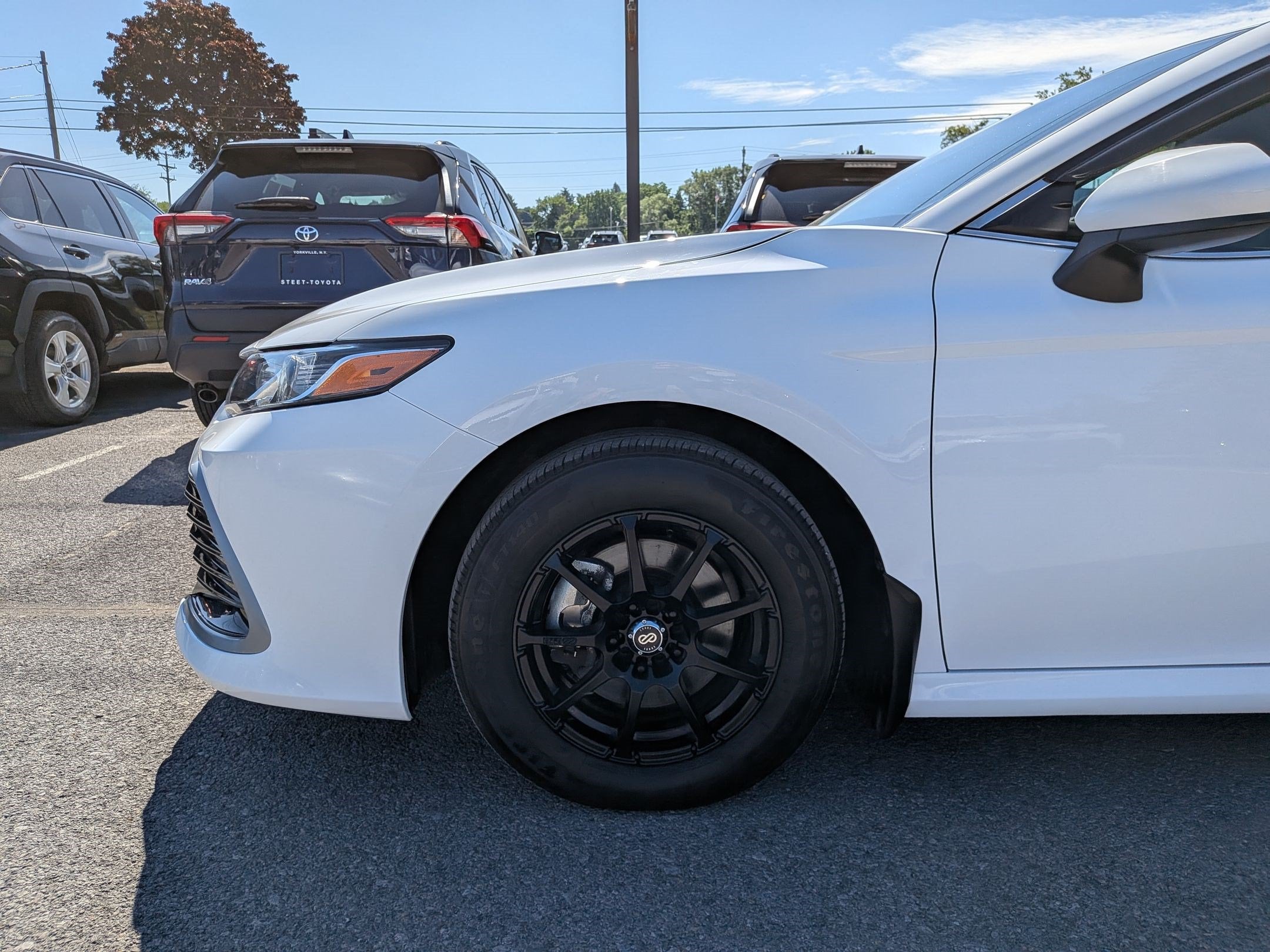 2024 Toyota Camry Hybrid LE