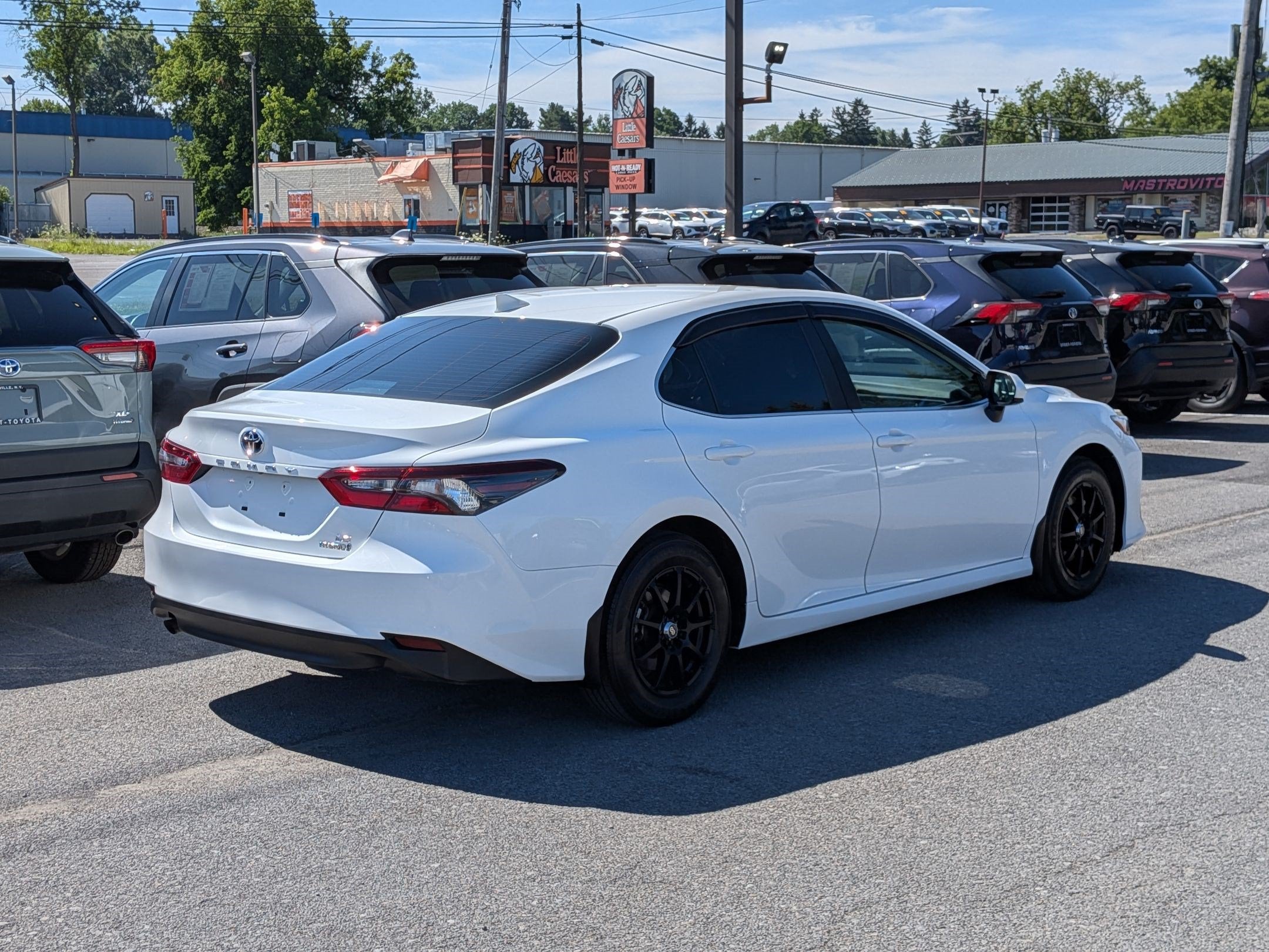2024 Toyota Camry Hybrid LE