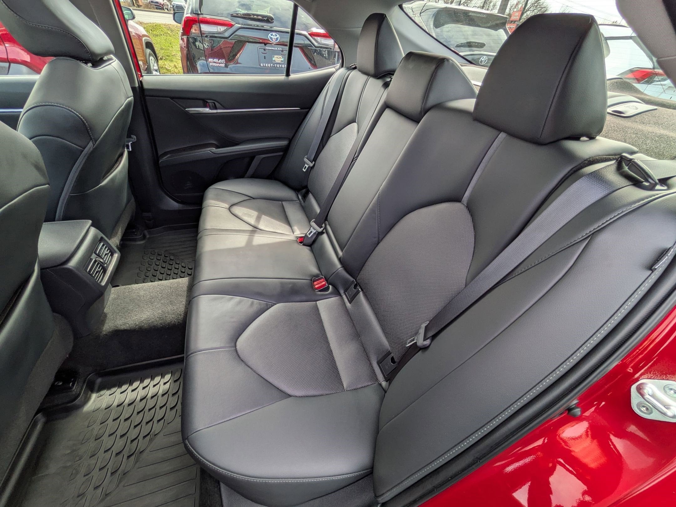 2023 Toyota Camry XLE AWD w/ Cold Weather Pkg