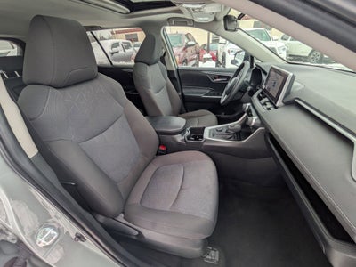 2023 Toyota RAV4 Hybrid XLE w/ Convenience & Cold Weather Pkg