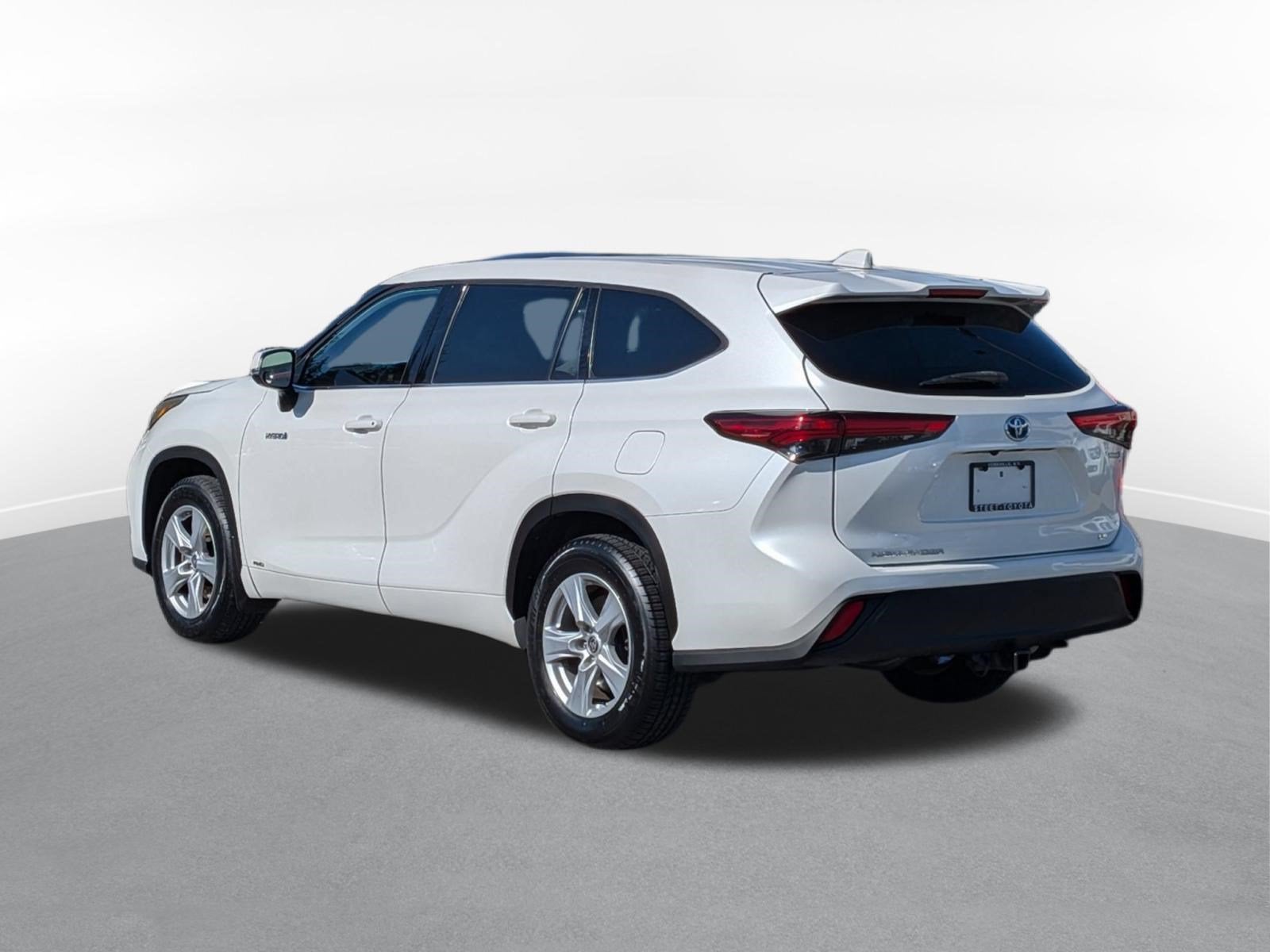 2020 Toyota Highlander Hybrid LE