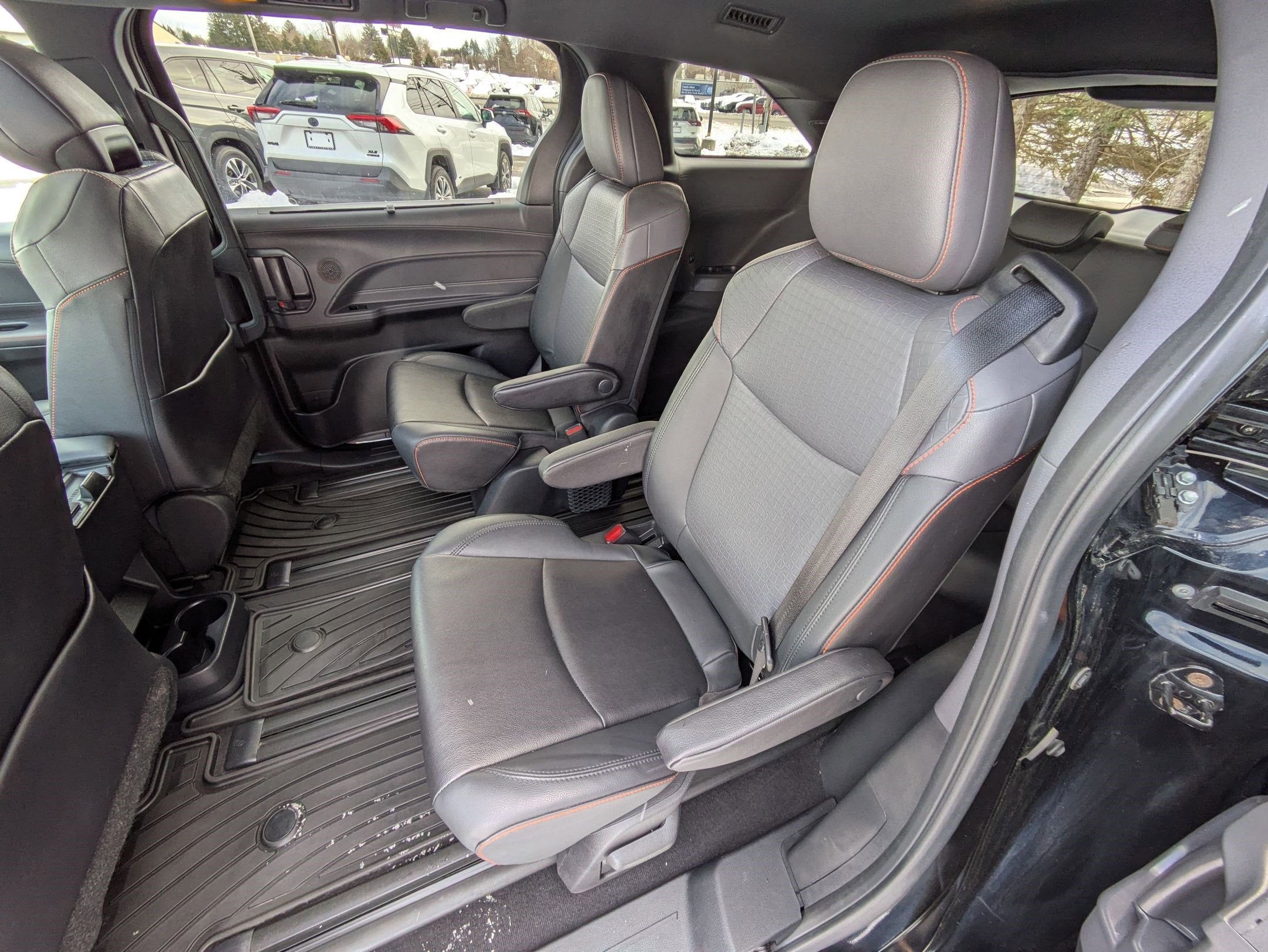 2022 Toyota Sienna XSE AWD 7 Passenger