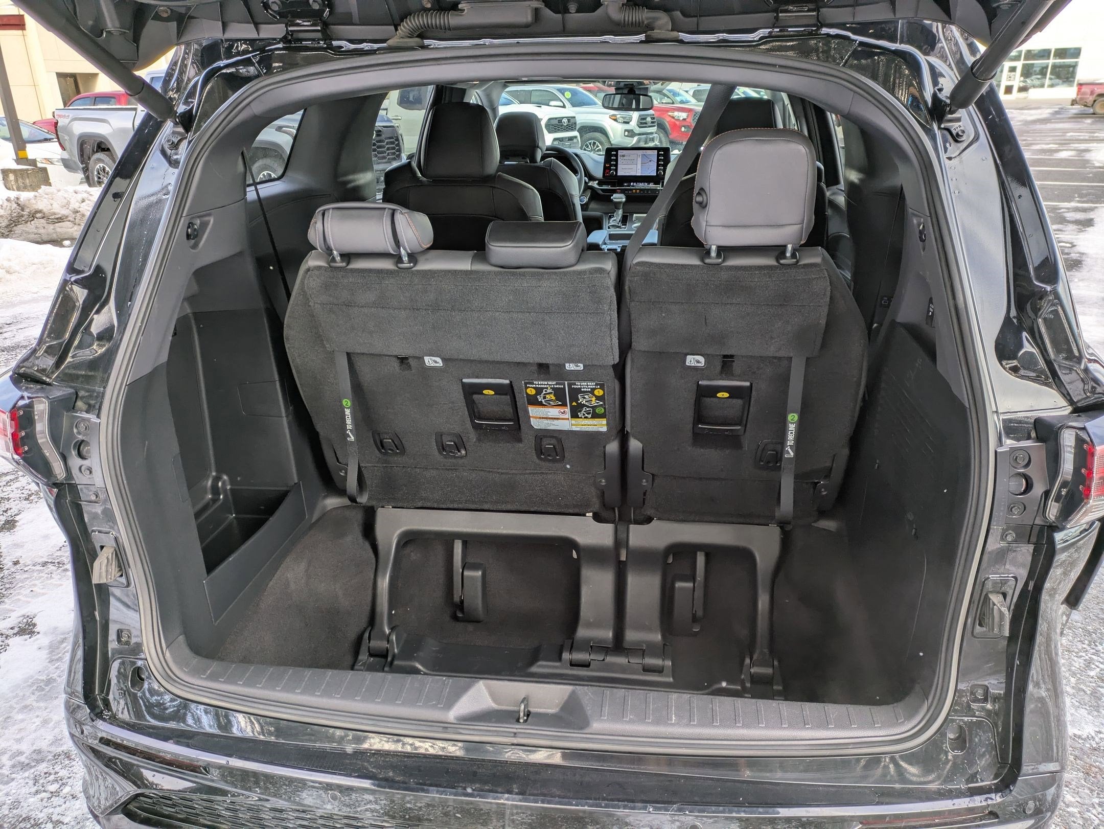 2022 Toyota Sienna XSE AWD 7 Passenger