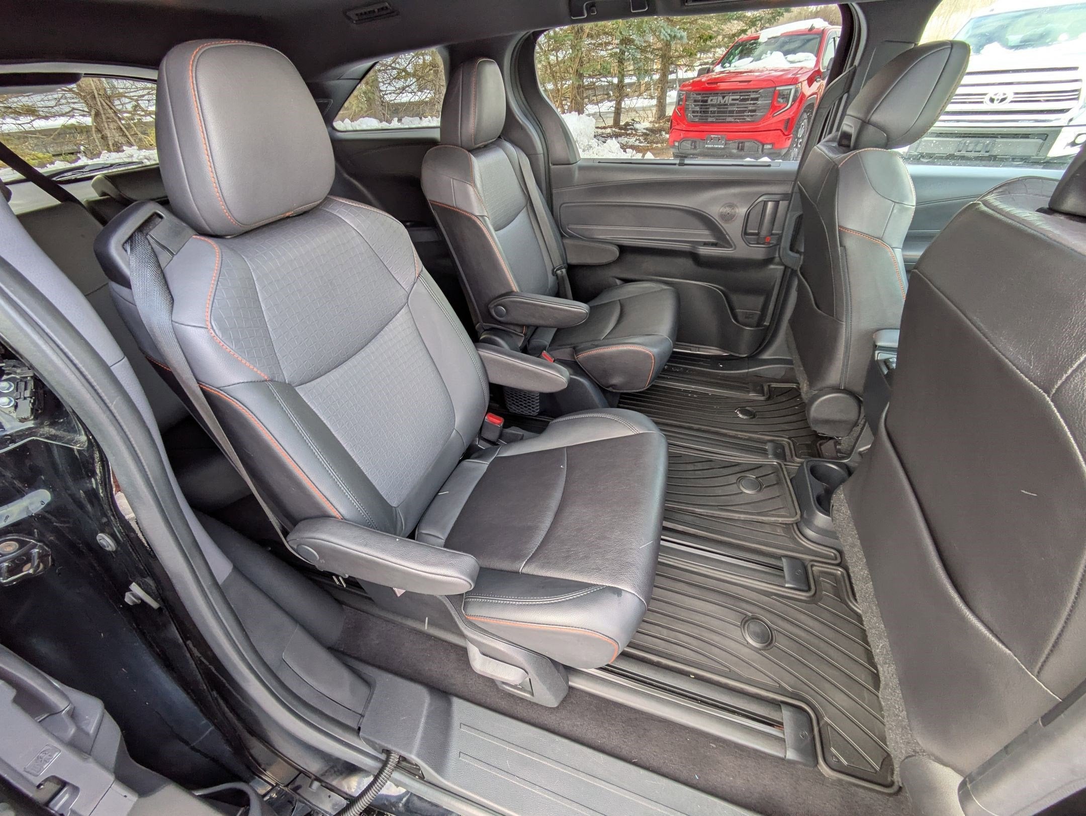 2022 Toyota Sienna XSE AWD 7 Passenger