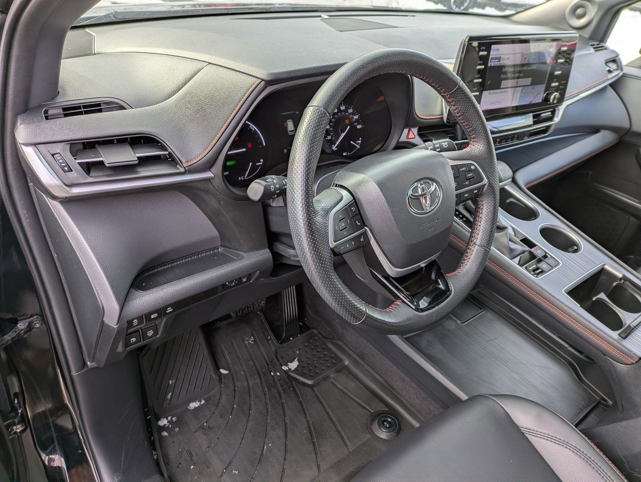 2022 Toyota Sienna XSE AWD 7 Passenger