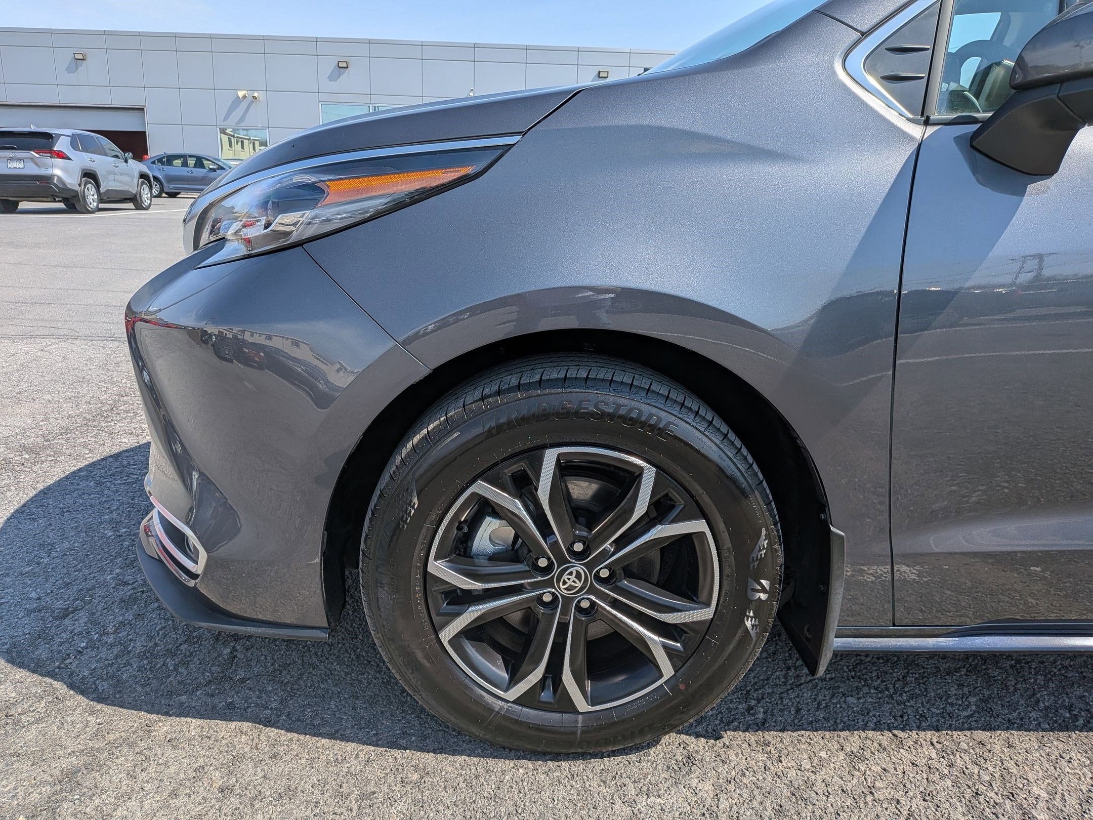 2025 Toyota Sienna Platinum 7 Passenger