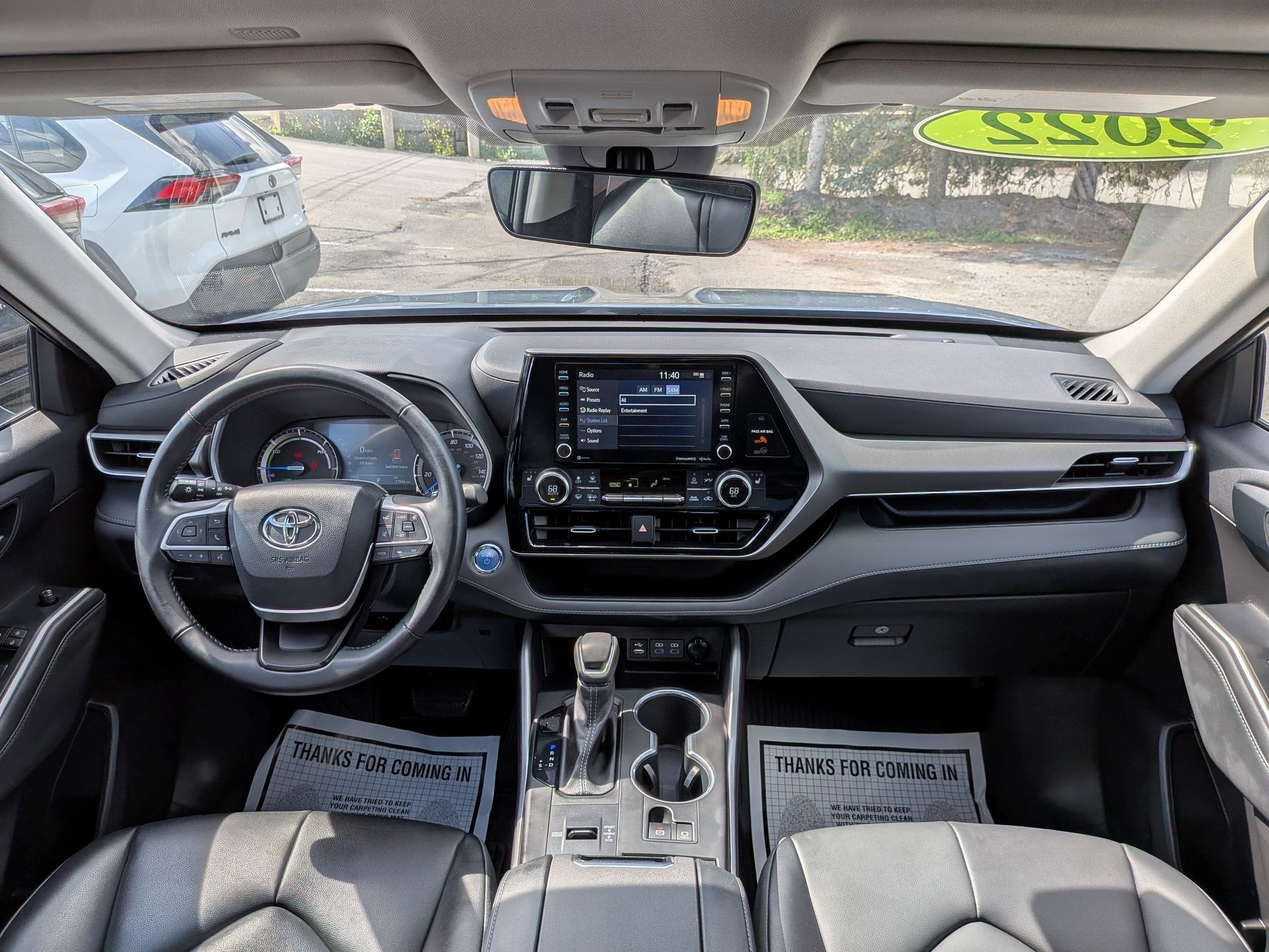 2022 Toyota Highlander Hybrid XLE
