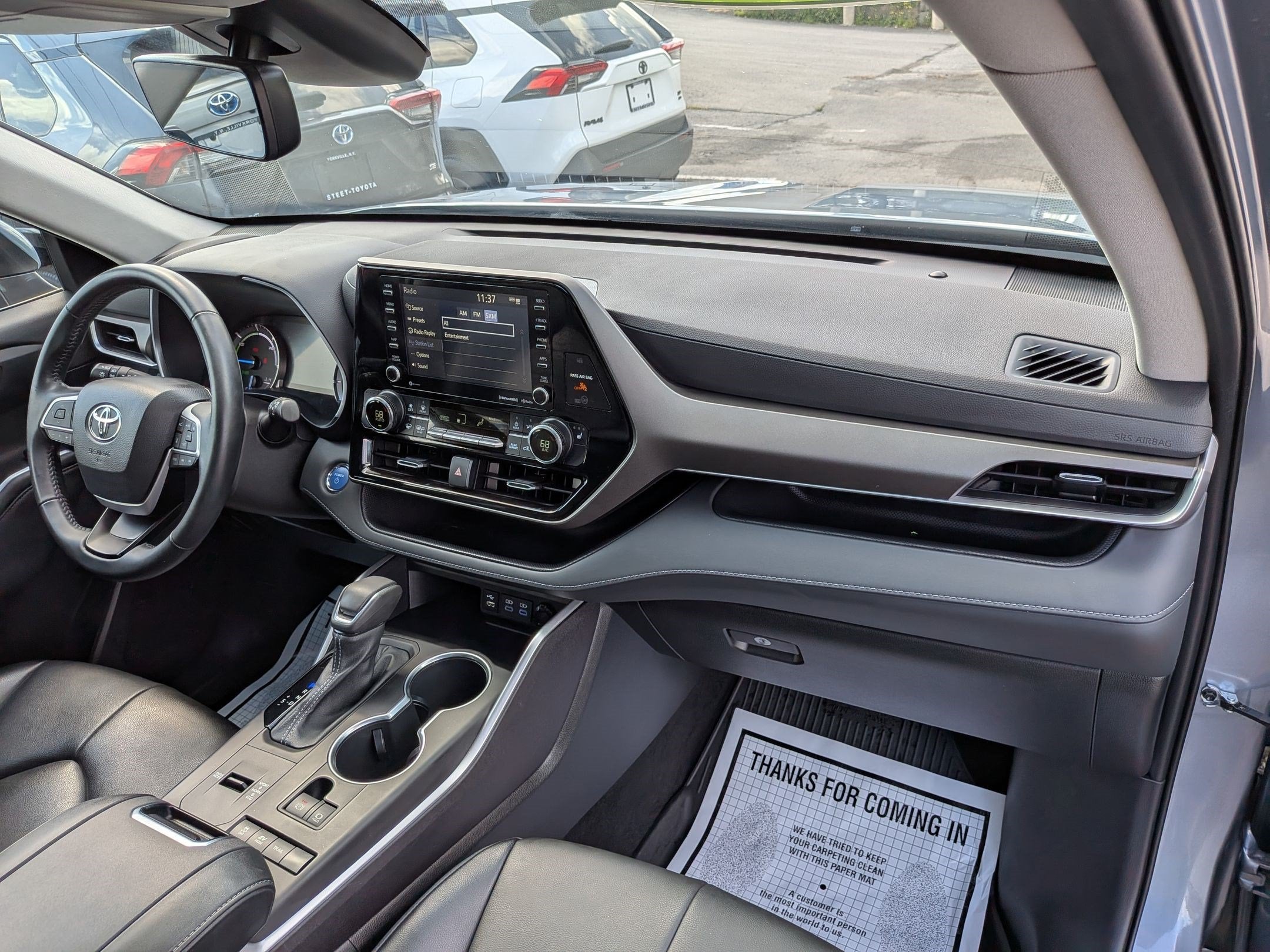 2022 Toyota Highlander Hybrid XLE