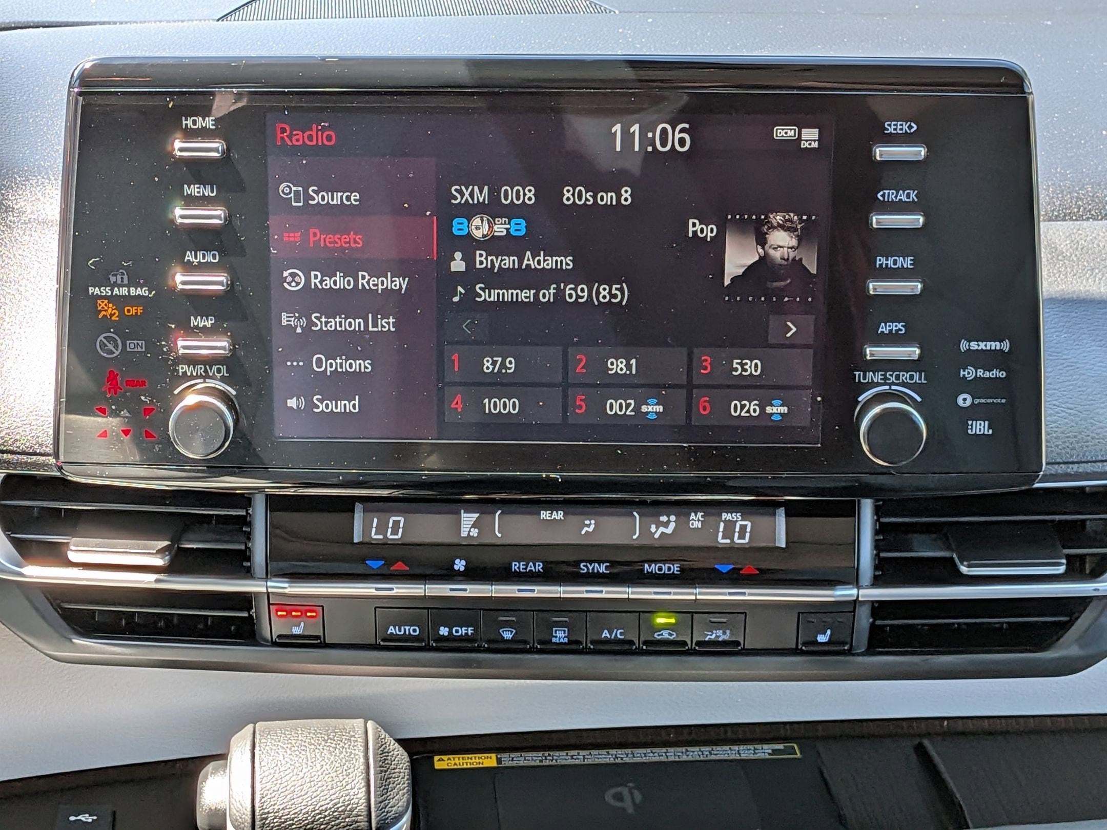 2024 Toyota Sienna XLE Plus Pkg 7 Passenger